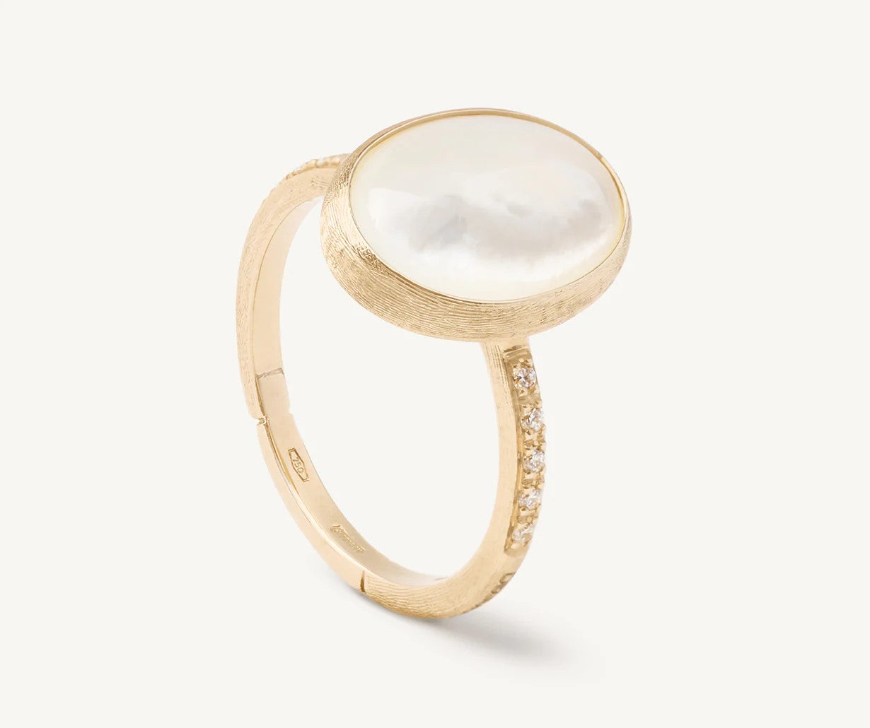 18K YELLOW GOLD MOTHER OF PEARL RING WITH DIAMOND PAVÉ SHANK FROM THE SIVIGLIA COLLECTION