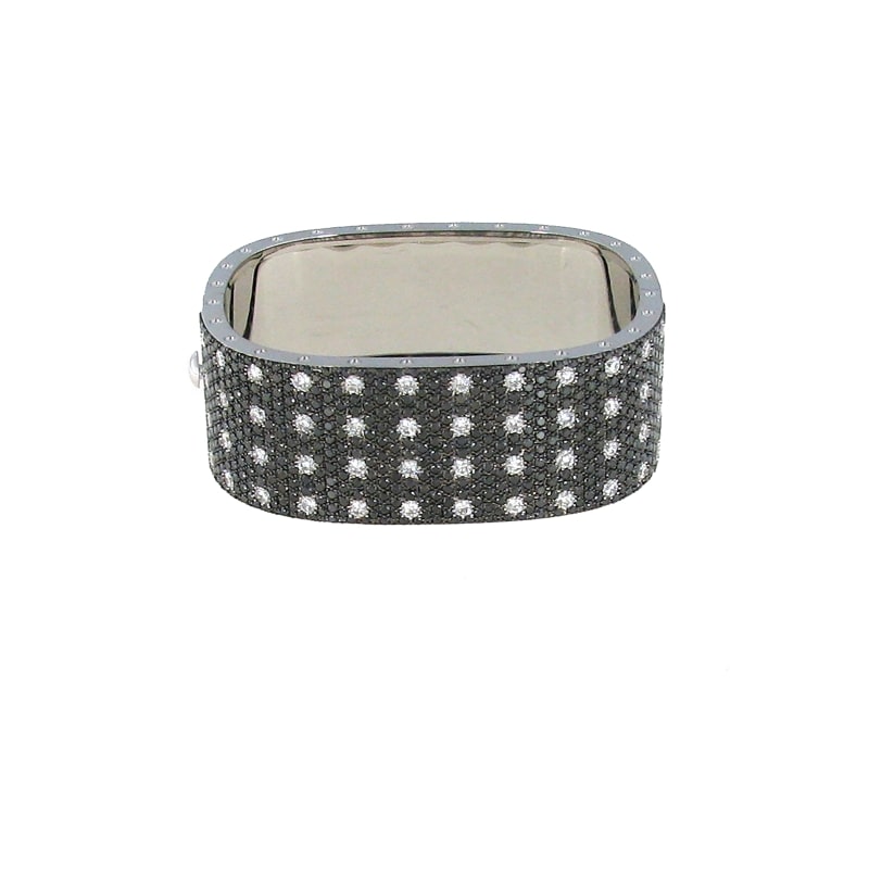 ROBERTO COIN 18KT GOLD 4 ROW BANGLE WITH BLACK AND WHITE DIAMONDS FROM THE POIS MOI