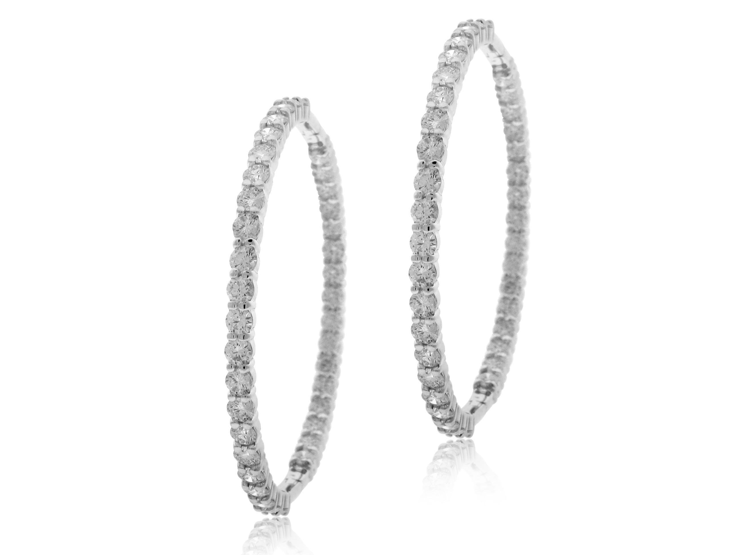 ROBERTO COIN 18K WHITE GOLD 7.55CT DIAMOND INSIDE OUT HOOP EARRINGS FROM THE DIAMOND COLLECTION