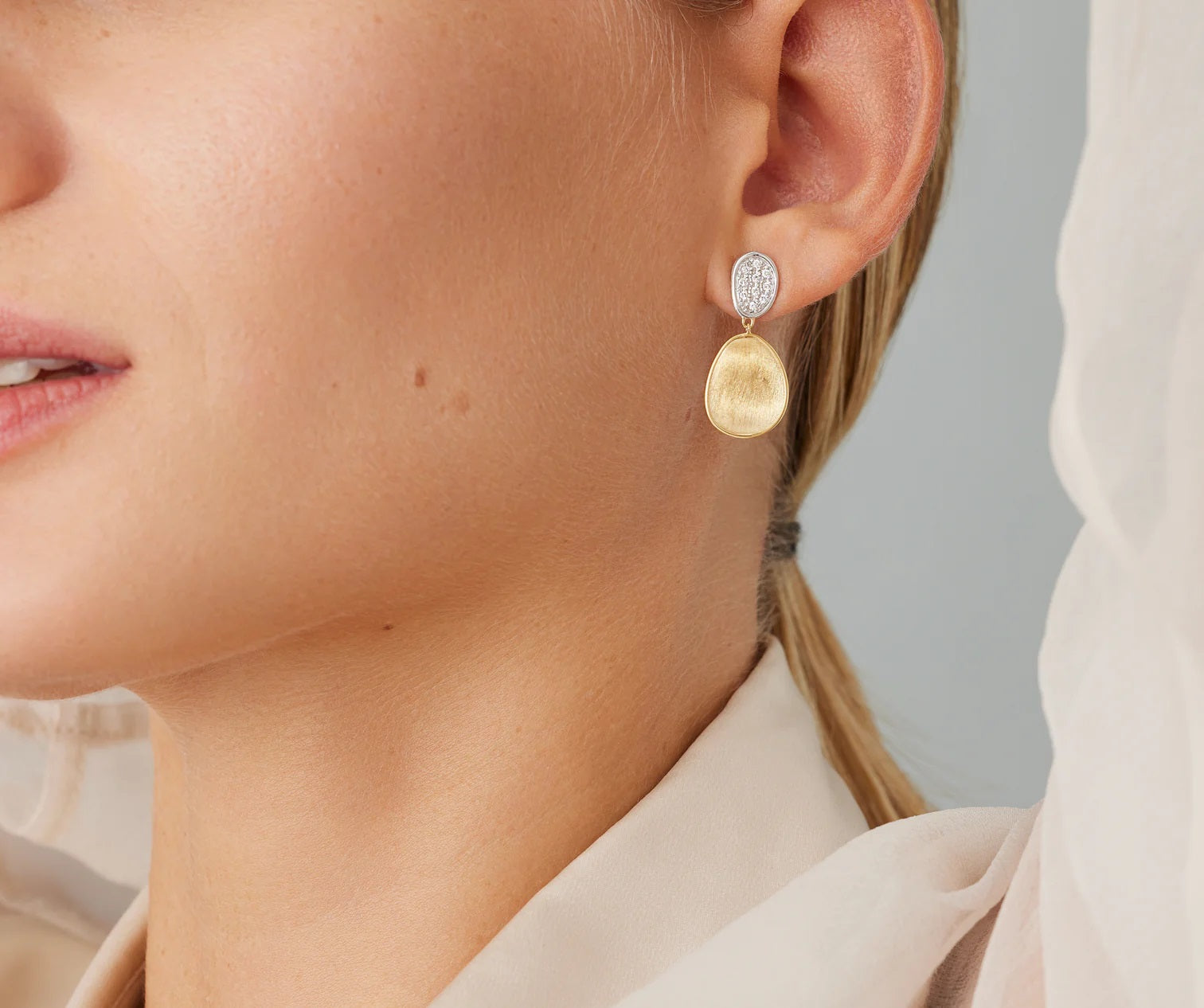 18K YELLOW GOLD DOUBLE DROP EARRINGS WITH DIAMONDS FROM THE LUNARIA COLLECTION