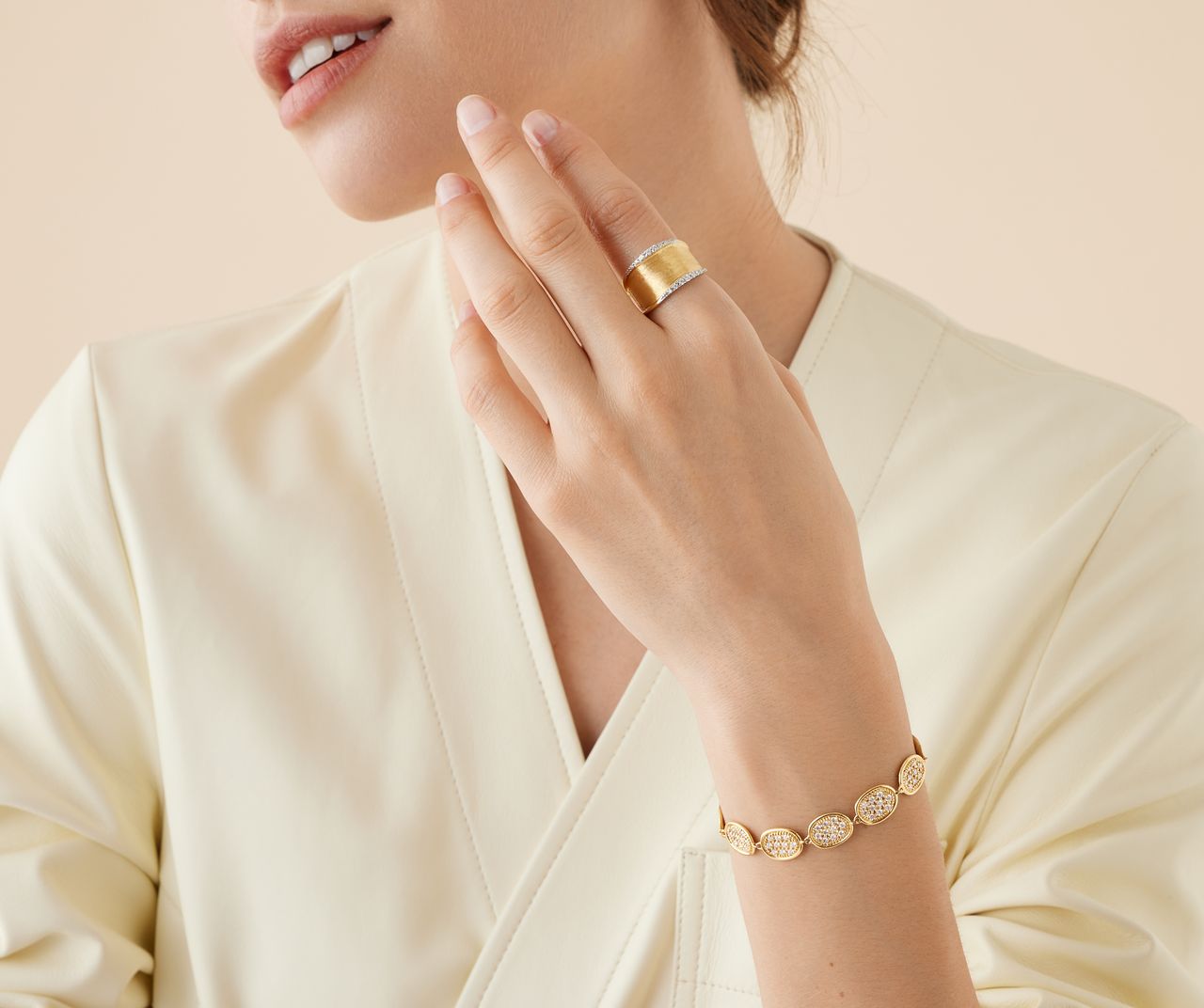 18K YELLOW GOLD DIAMOND PAVE LUNARIA ALTA BRACELET