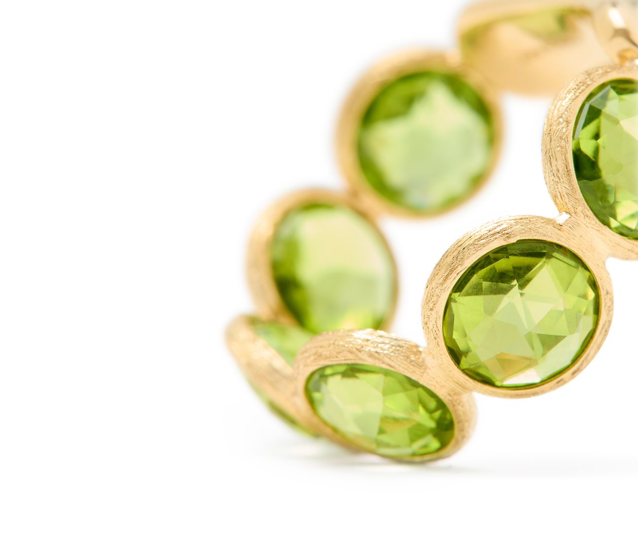 18K YELLOW GOLD PERIDOT RING