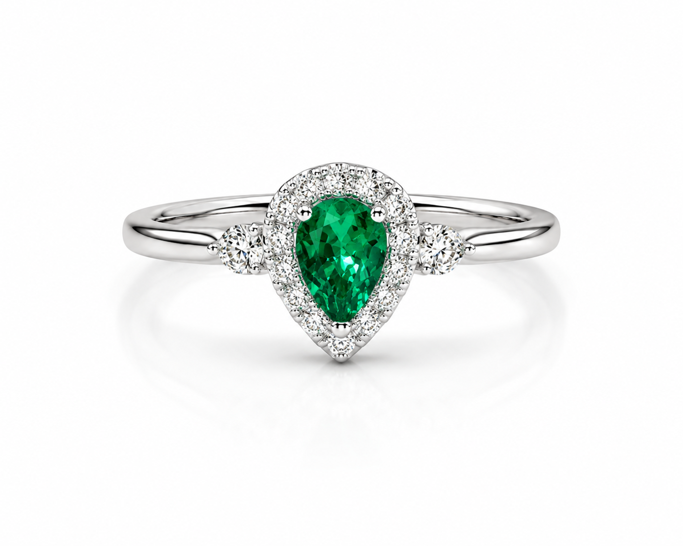 18KW EMERALD AND DIAMOND GRACE RING