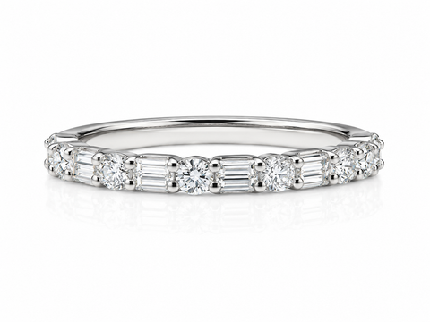 18K WHITE GOLD ALTERNA DIAMOND BAND