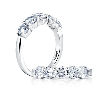A.JAFFE CLASSICS CLASSIC FIVE STONE SHARED PRONG BAND 0.5