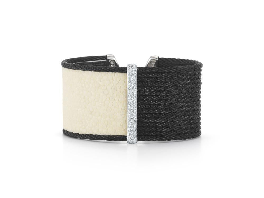 Alor Black cable, white Stingray, 18 karat White Gold, 0.62 total carat weight Diamonds with stainless steel. Imported.
