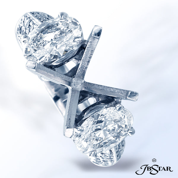 JB STAR PLATINUM DIAMOND SEMI-MOUNT HANDCRAFTED WITH TWO OVAL DIAMONDS AND ROUND DIAMOND PAVE.DIAM