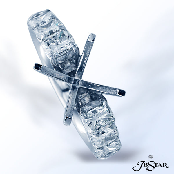 JB STAR GORGEOUS SEMI-MOUNT WITH RADIANT DIAMONDS IN A SHARED PRONG SETTING. PLATINUM.DIAMONDS: RA