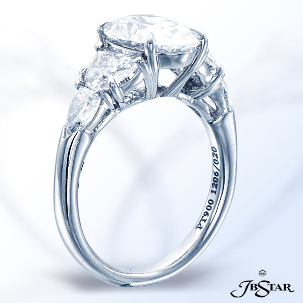JB STAR PLATINUM ENGAGEMENT RING IS CLASSICALLY DESIGNED AND FEATURES A STUNNING 2.51CT OVAL DIAMOND