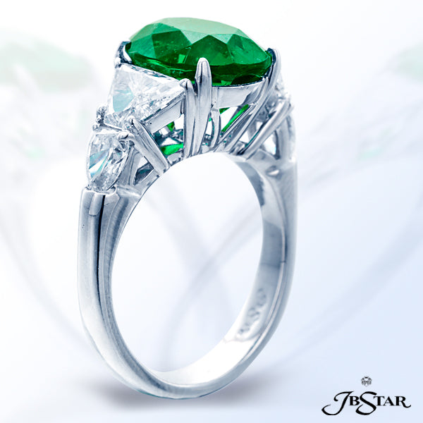 JB STAR EMERALD AND DIAMOND RING FEATURING A STUPENDOUS 3.87 CT EMERALD OVAL HANDCRAFTED IN A CLASSI