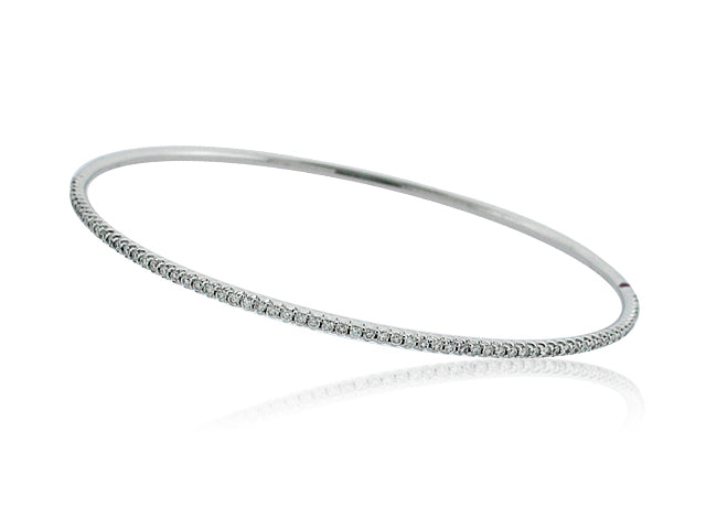 ROBERTO COIN 18K WHITE GOLD 0.67CT SI/G DIAMOND PAVE' OVAL BANGLE BRACELET FROM THE DIAMOND COLLECTION